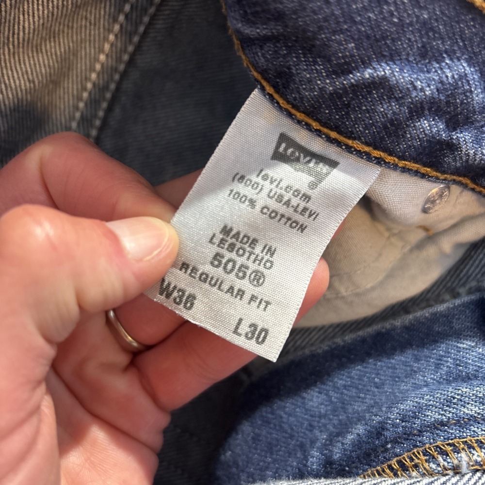Levi's 505 Jeans Mens 36x30 Blue Regular Fit Straight Leg Denim Pants - Picture 7 of 11